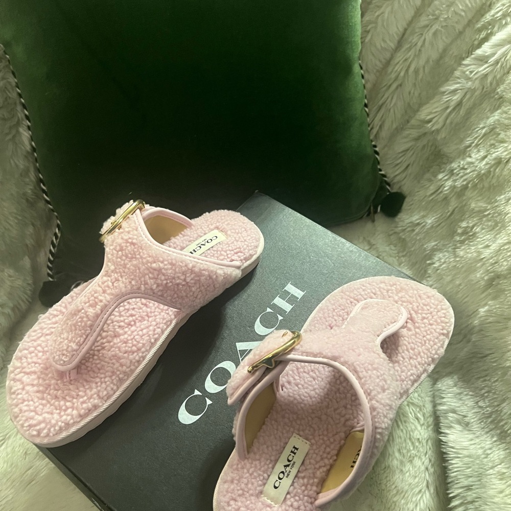 Coach Hollie Flip Flop Pink Fuzzy Slippers Cozy Slip-On